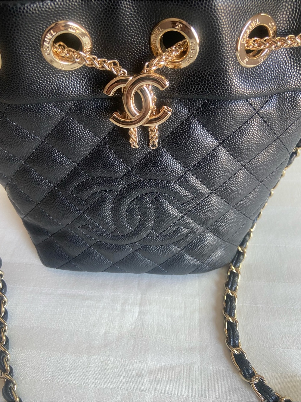 CHANEL VIP BEAUTE GIFT Crossbody Drawstring Bucket Bag with Gold Hardware - Picture 11 of 16